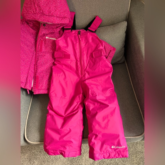 Columbia girls snow pants and jacket - Picture 1 of 5